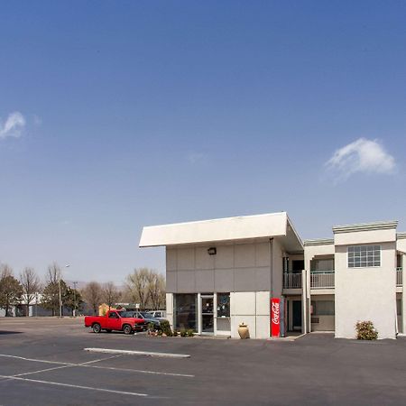 Howard Johnson By Wyndham Colorado Springs Eksteriør billede